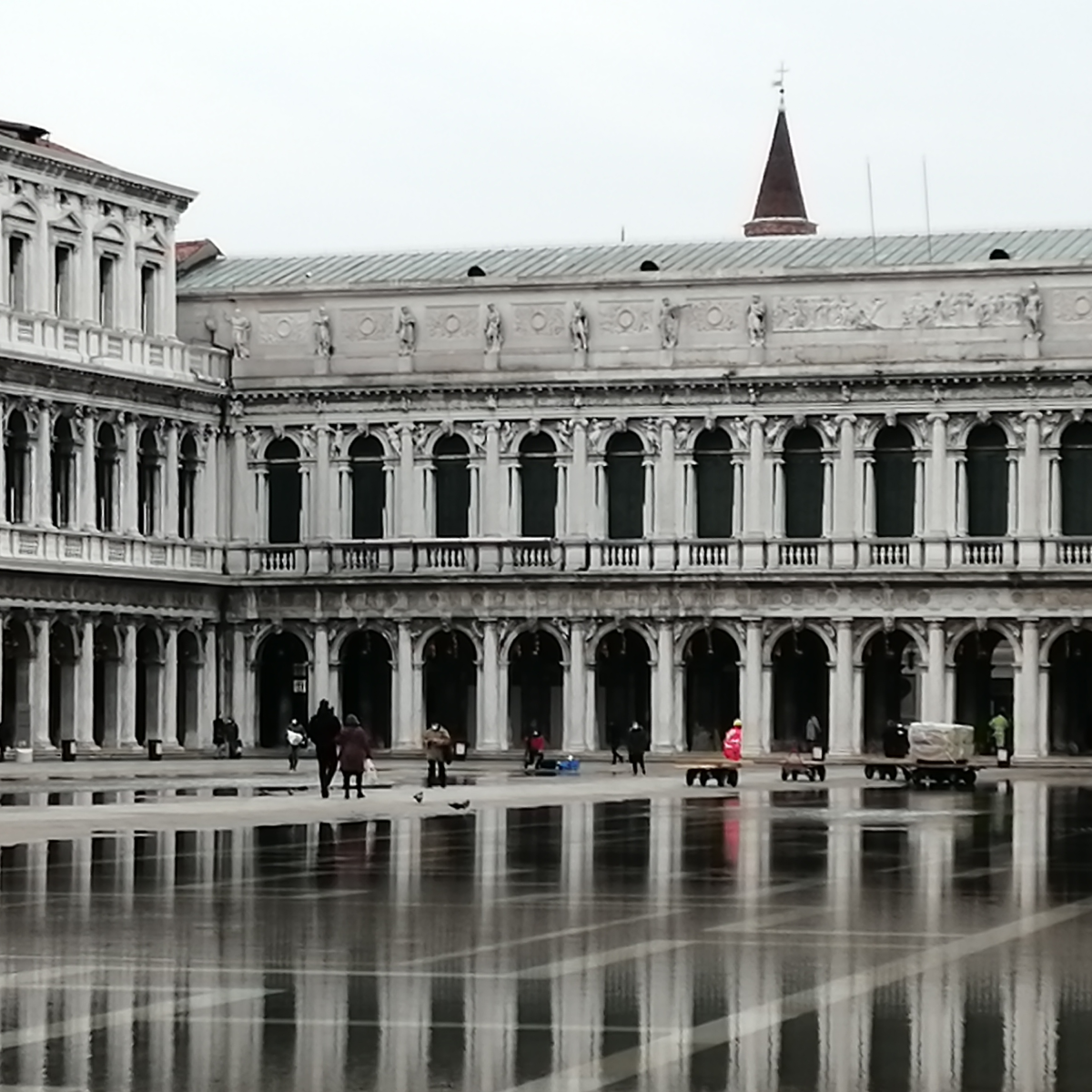 Privati di Venezia: un assalto alla città durato decenni
